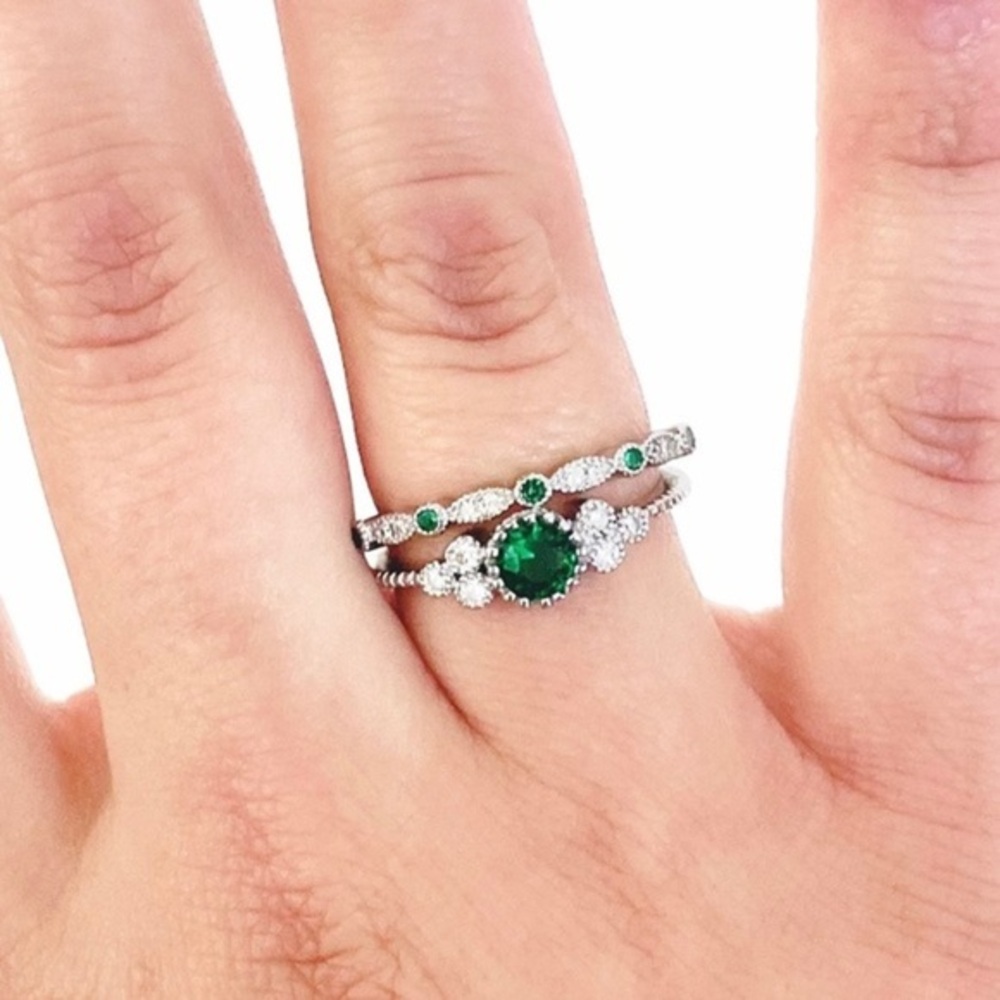 925 Sterling Silver Cubic Zirconia Ring Set - Picture 1 of 9